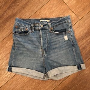 Levi Jean Shorts